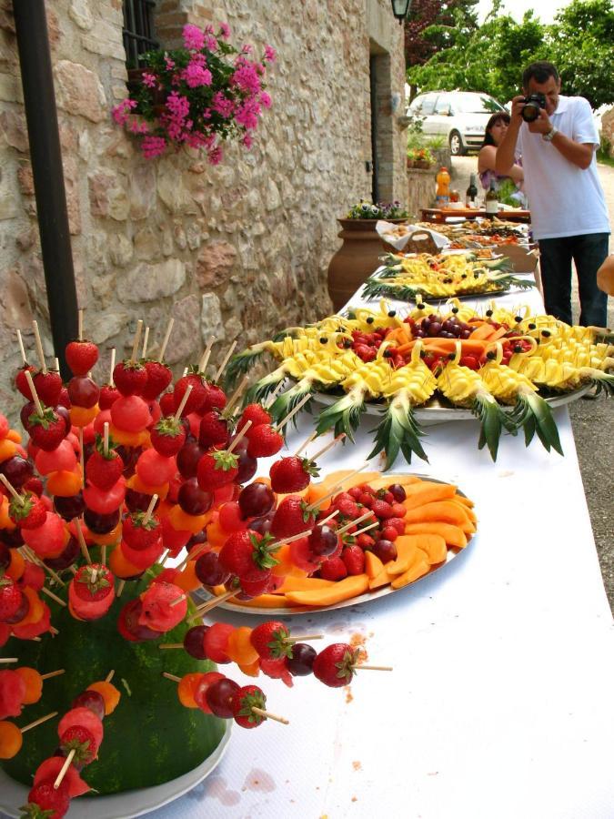 Girasole - Agriturismo Fogliani Giano dellʼUmbria Exterior foto